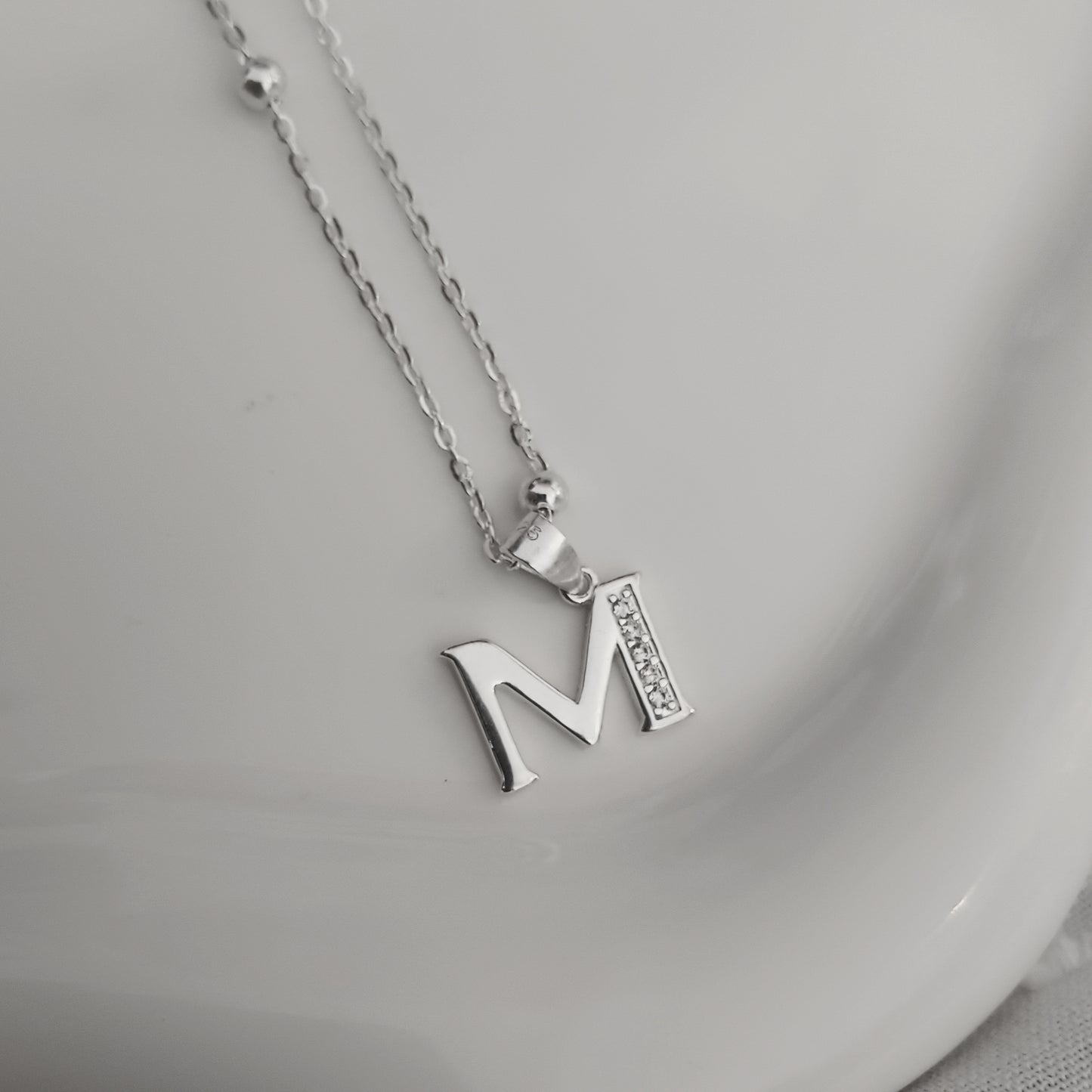 Collar Iniciales Shine ( A - Z )
