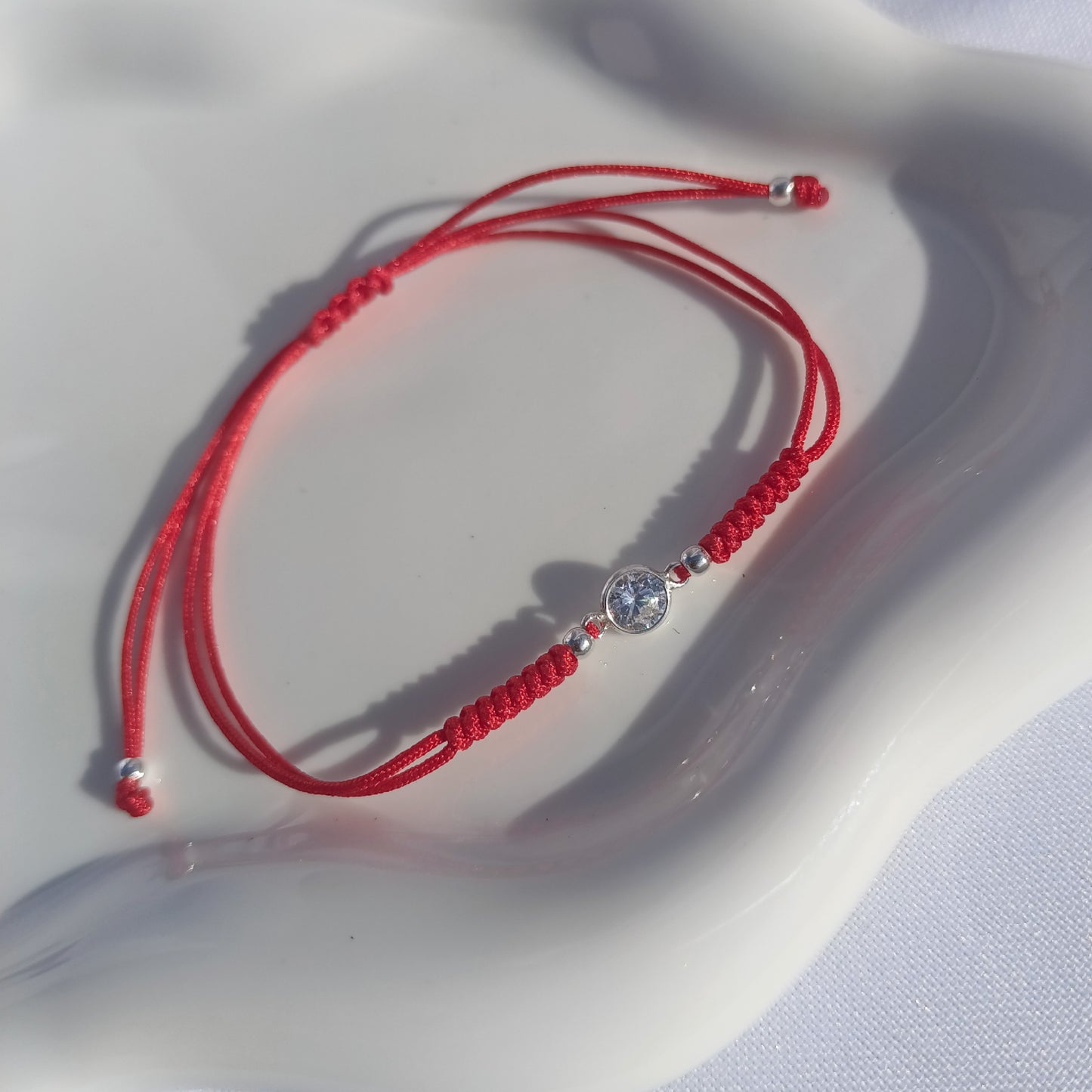 Pulsera Roja Punto de Luz