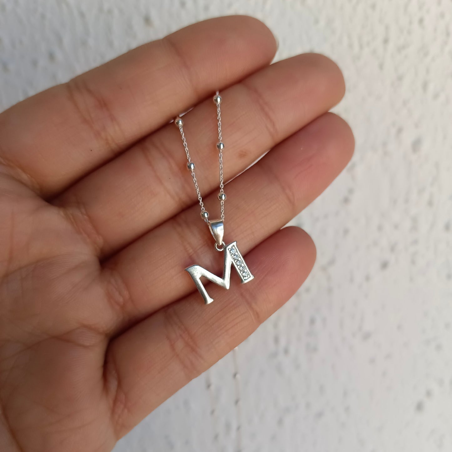 Collar Inicial M - Plata 925 con circones