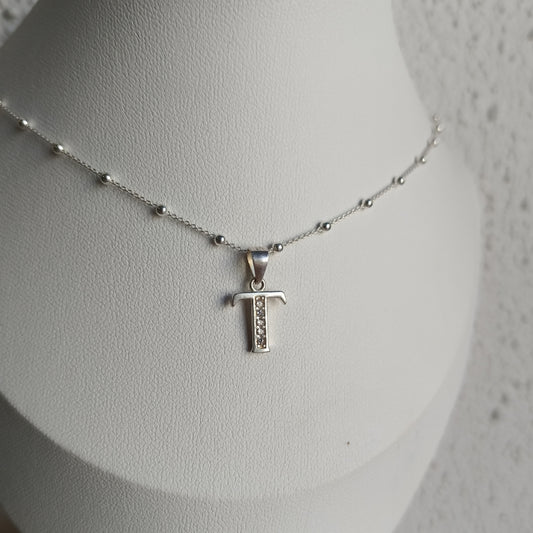 Collar Inicial T - Plata 925 con circones