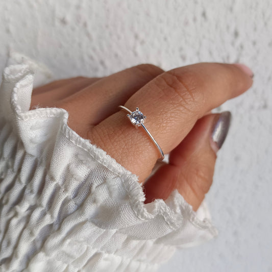 Anillo Circón Solitario - Plata 925