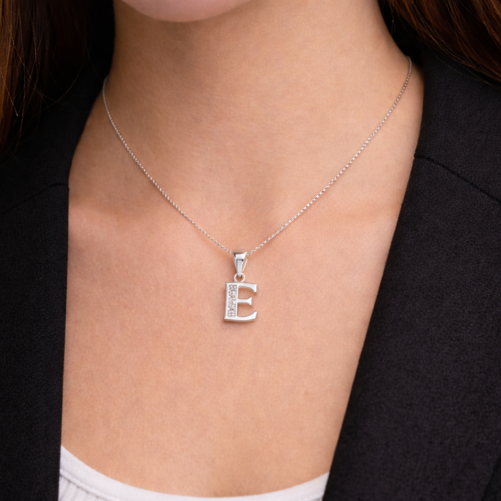 Collar Inicial E - Plata 925 con circones