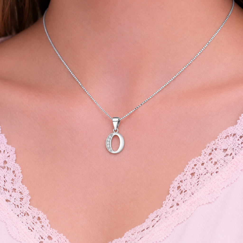 Collar Inicial O - Plata 925 y circones