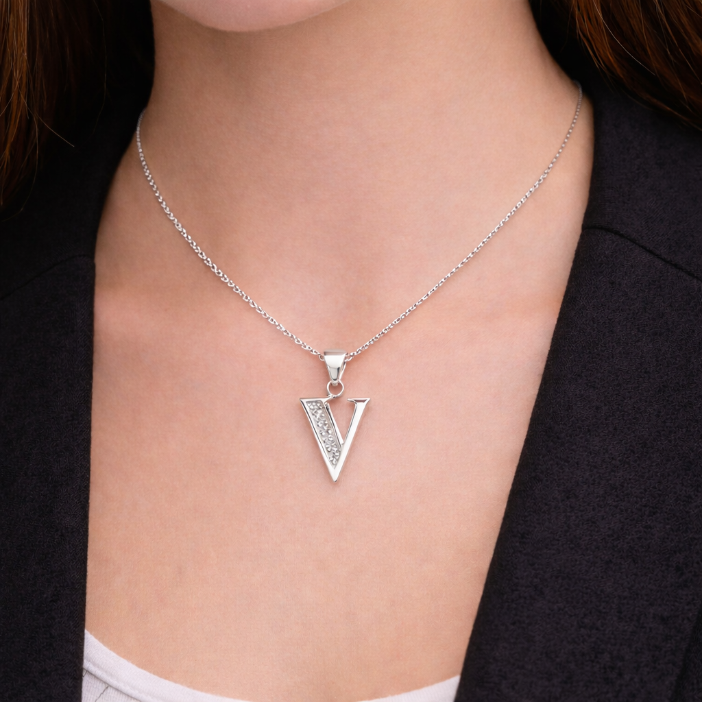 Collar Inicial V - Plata 925 con circones