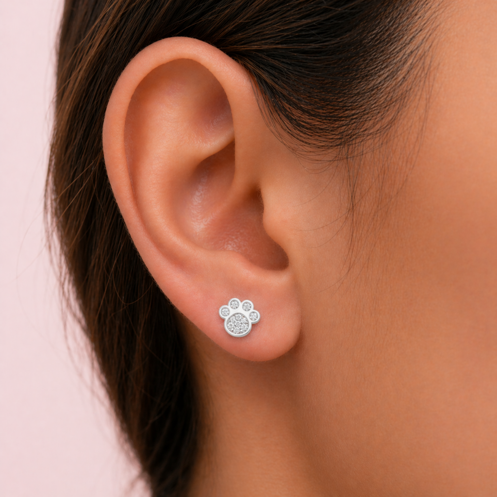 Piercing Oreja Huellita con Brillo tope plano — Plata 925